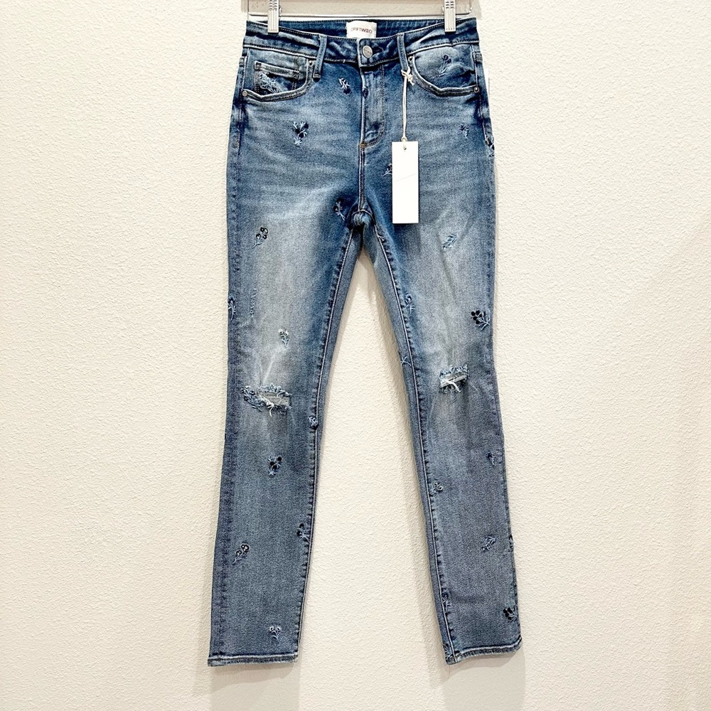 NWT! DRIFTWOOD Audrey Highrise Straight Leg Ripped Jeans!